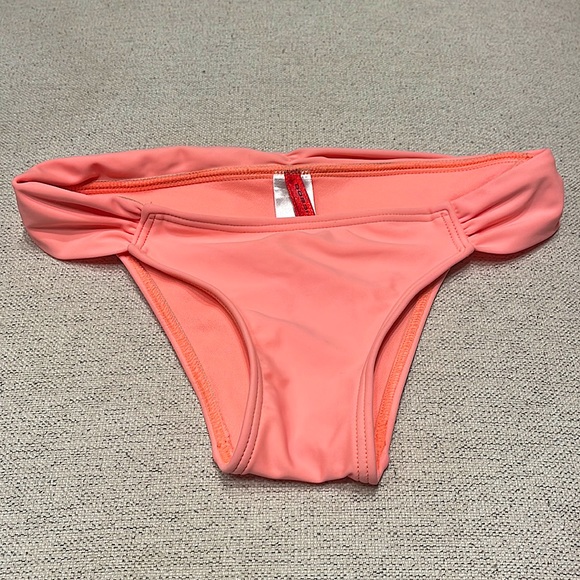 Neon Peach Grapefruit Bikini Swim Bottom by Gossip Sixe Small Like New -Wore 1x - Picture 2 of 4